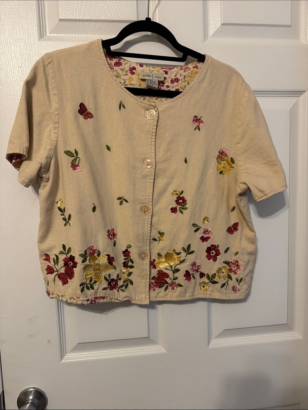 Vintage Studio Ease Tan Floral Butterfly Embroidered Blouse 12